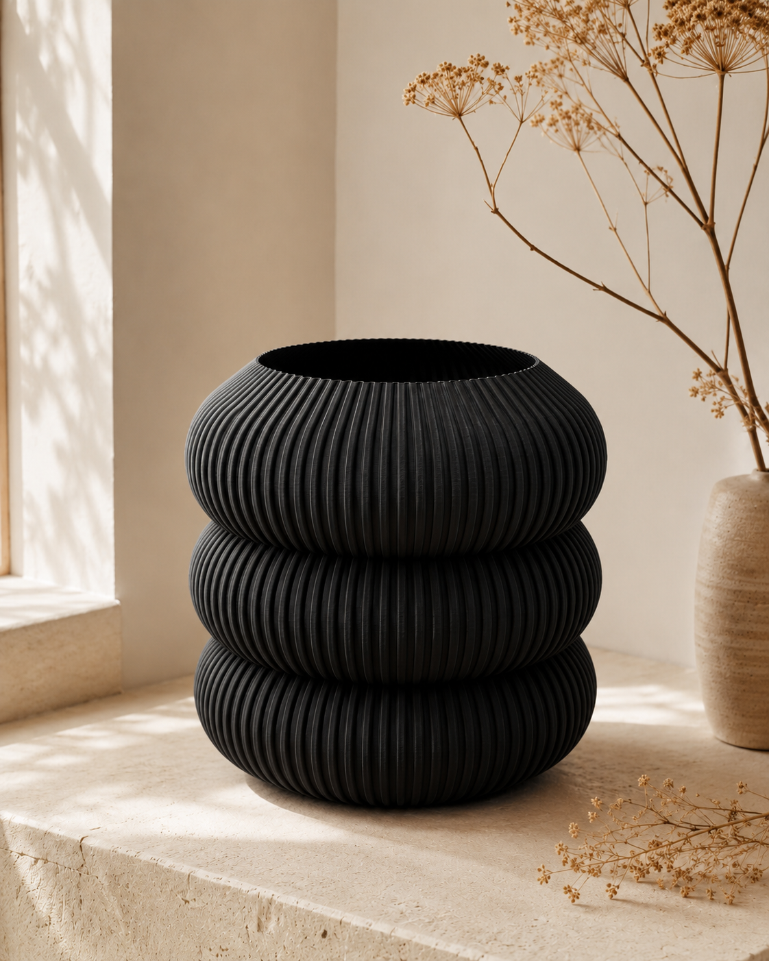 Vase 002 | Sculptural Ribbed Statement Vase | 3D Printed in the UK