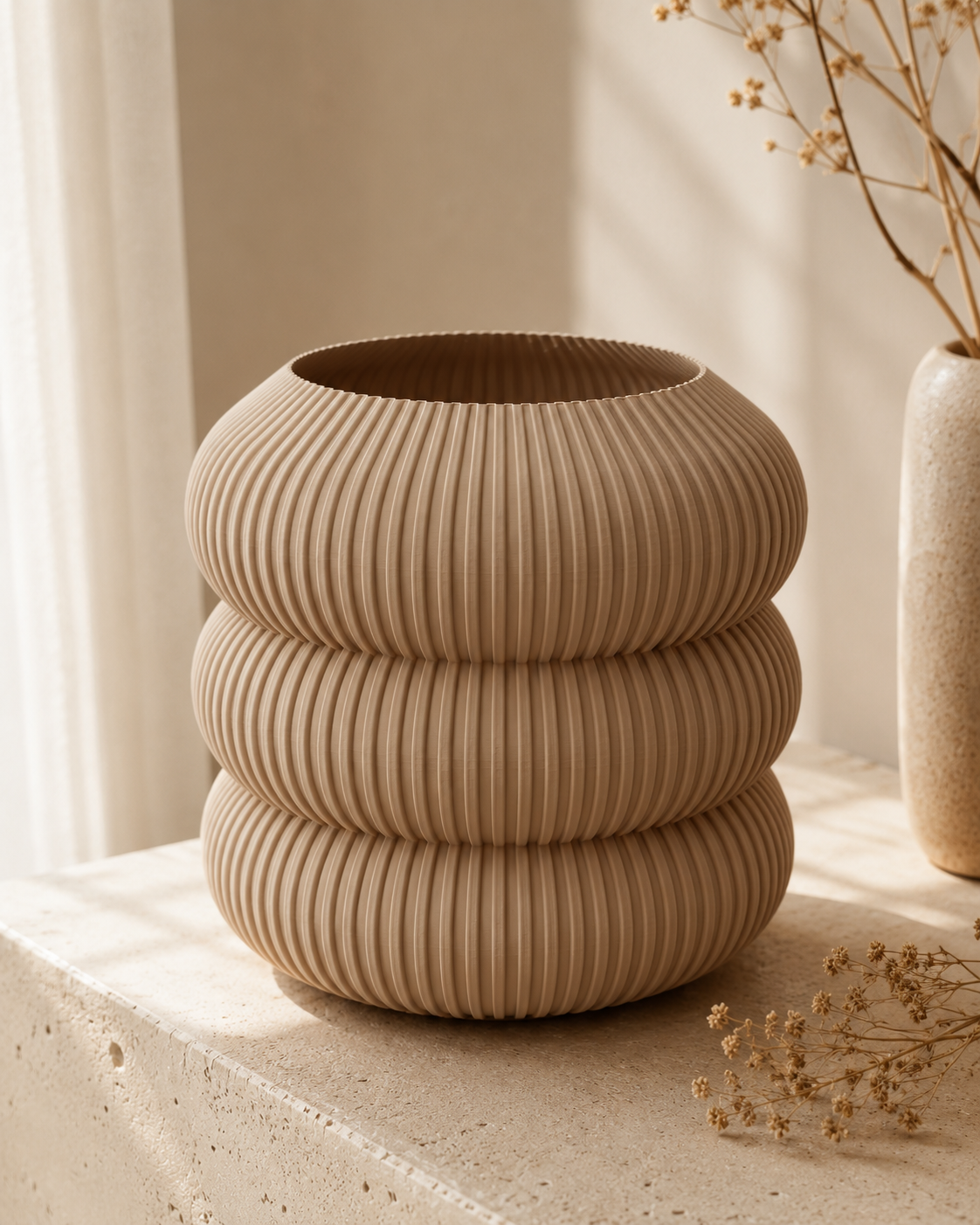 Vase 002 | Sculptural Ribbed Statement Vase | 3D Printed in the UK